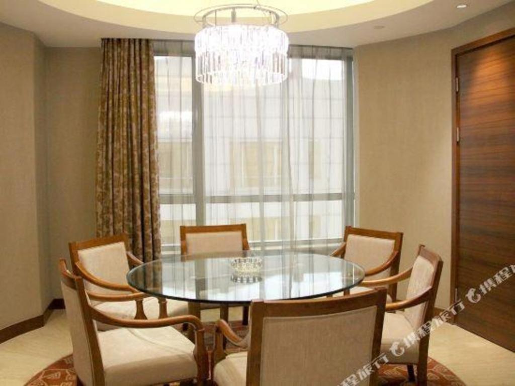 Howard Johnson By Wyndham Sunshine Plaza Ningbo Exterior foto